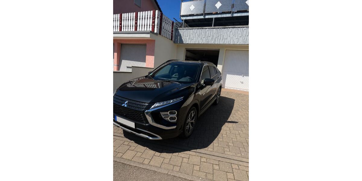 Mitsubishi Eclipse Cross 27.600 km 22.499 &euro; HERBOLZHEIM 79336