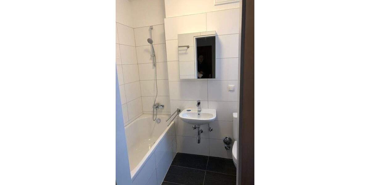 Etagenwohnung Coburg - 2 Zimmer, 63 m&sup2;, 580&euro; | Angebot:26378702