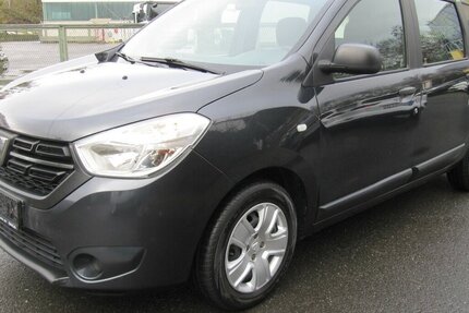 Dacia Lodgy Essential 7-Sitze + Insp. TÜV+ AU+ NEU + 138.948 km 7.245 &euro; Schwalbach/Taunus 65824