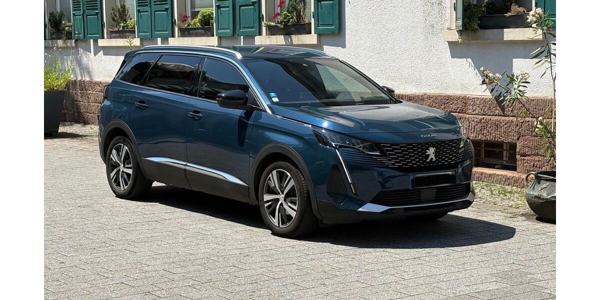 Peugeot 5008 260.000 km 14.900 &euro; Offenburg 77652