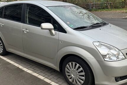 Toyota Corolla Verso 125.000 km 6.500 &euro; Köln 50733