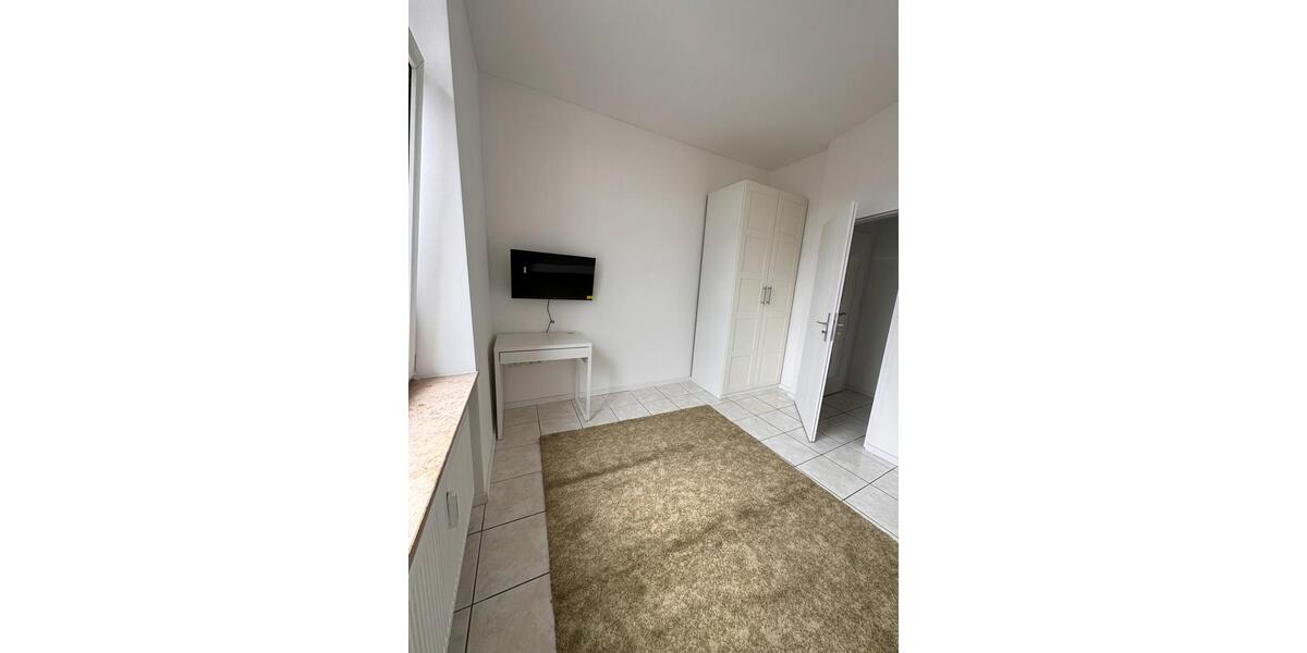 Wohnen auf Zeit Köln Ehrenfeld - 17 Zimmer, 28 m&sup2;, 790&euro; | Angebot:26397445