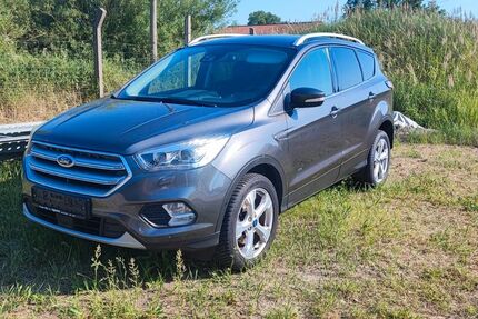 Ford Kuga 148.795 km 9.999 &euro; Dömitz 19303