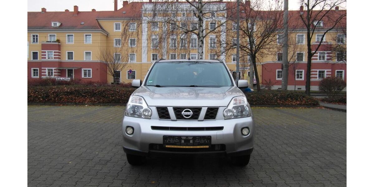 Nissan X-Trail 185.291 km 4.499 &euro; Dresden 01237