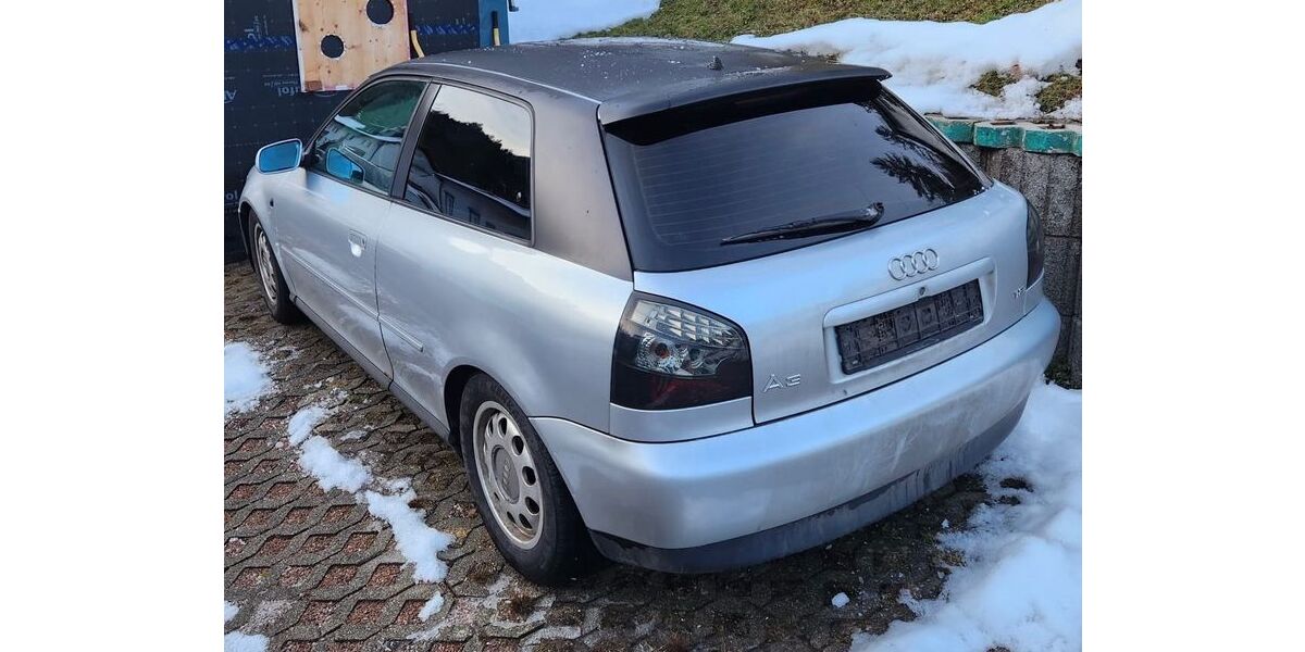 Audi A3 175.350 km 990 &euro; Freiburg 79104