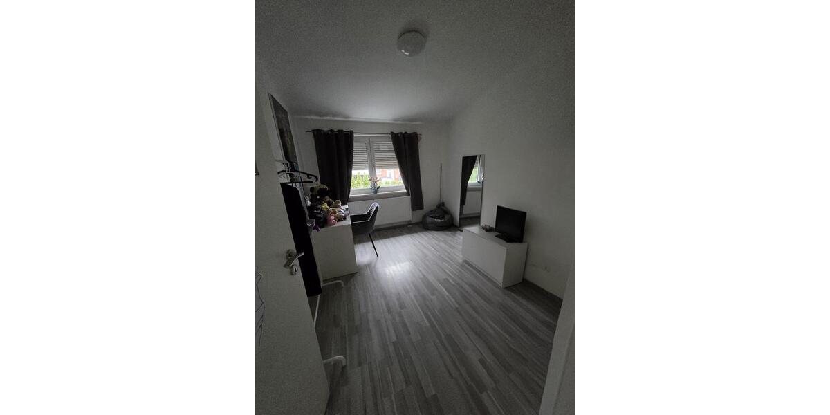 Doppelhaushälfte Wald - 6 Zimmer, 120 m&sup2;, 1.430&euro; | Angebot:26233225