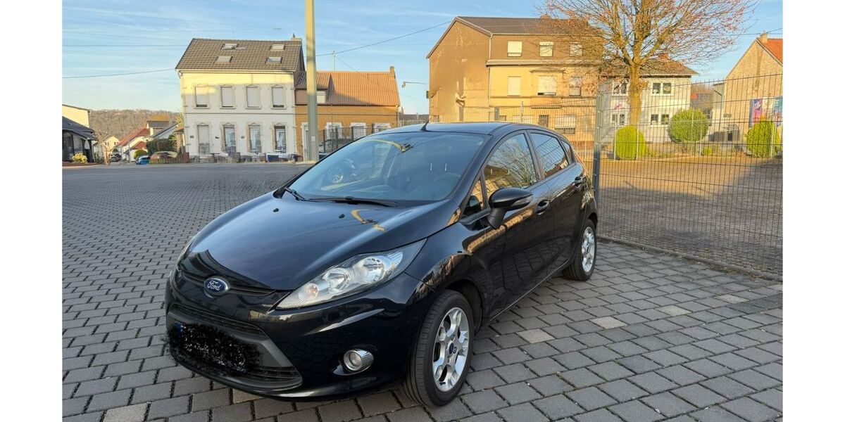 Ford Fiesta 124.500 km 4.500 &euro; Wadgassen 66787