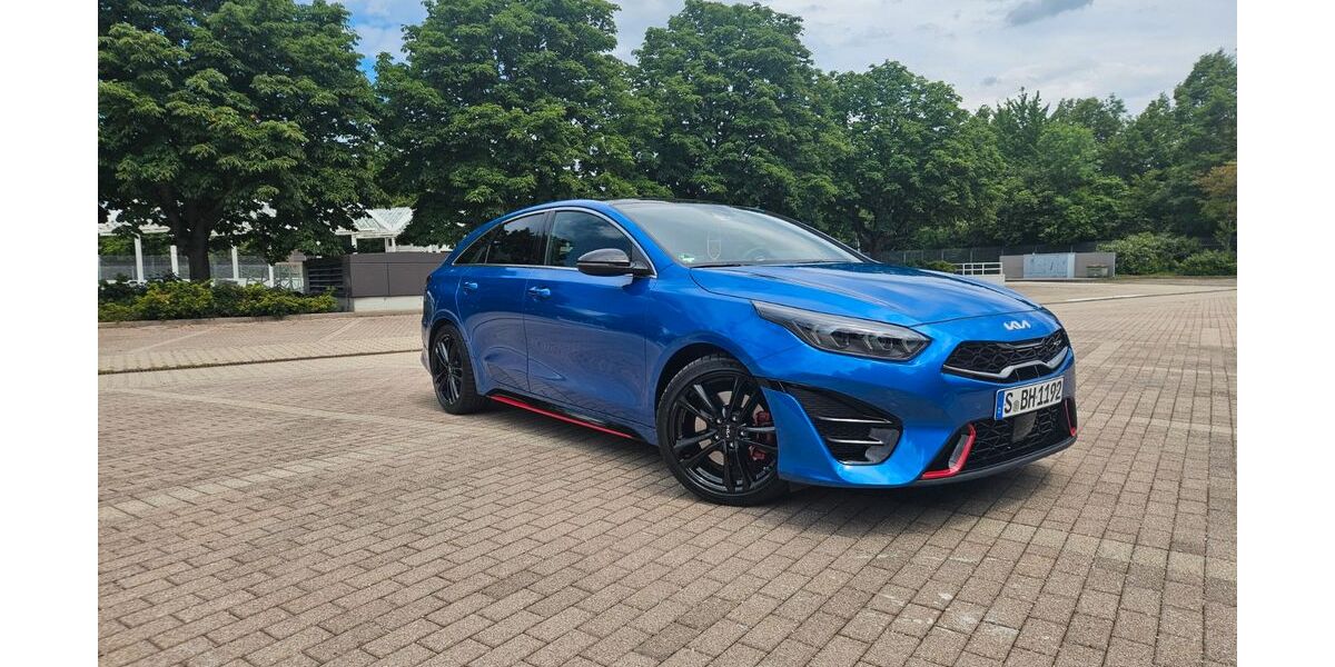 Kia pro ceed / ProCeed 35.500 km 26.700 &euro; Stuttgart 70597