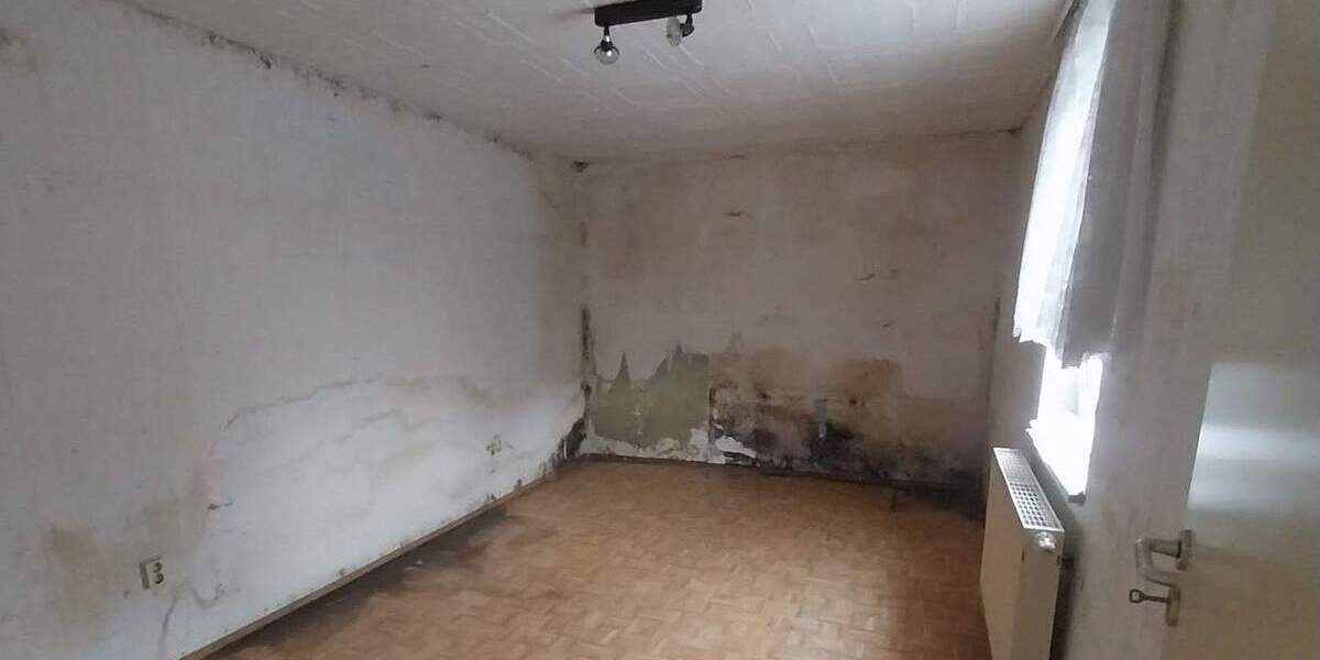 Einfamilienhaus Bad Muskau Köbeln - 6 Zimmer, 148 m&sup2;, 135.000&euro; | Angebot:25814276