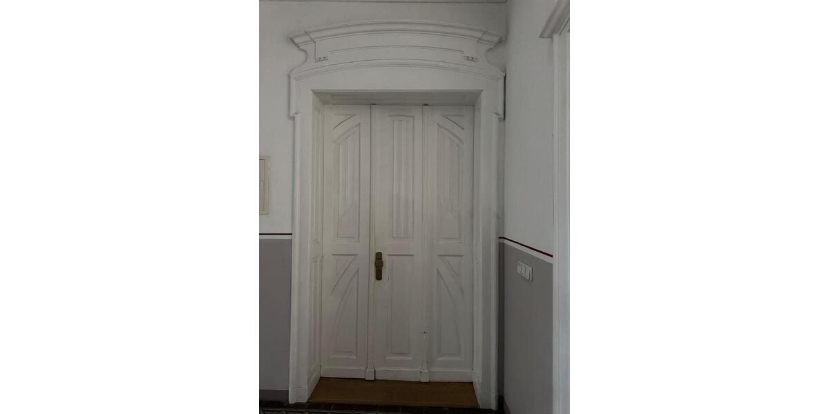 Erdgeschoßwohnung Zwickau Zwickau-Nord - 5 Zimmer, 174 m&sup2;, 900&euro; | Angebot:25989843