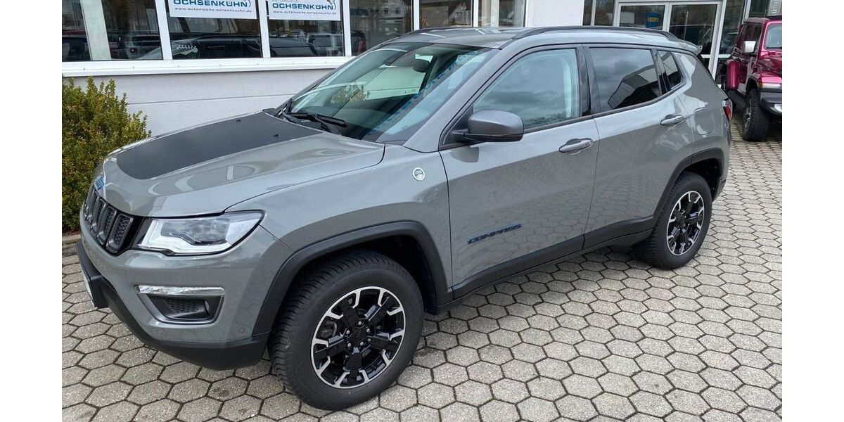 Jeep Compass 43.800 km 24.990 &euro; Neumarkt 92318
