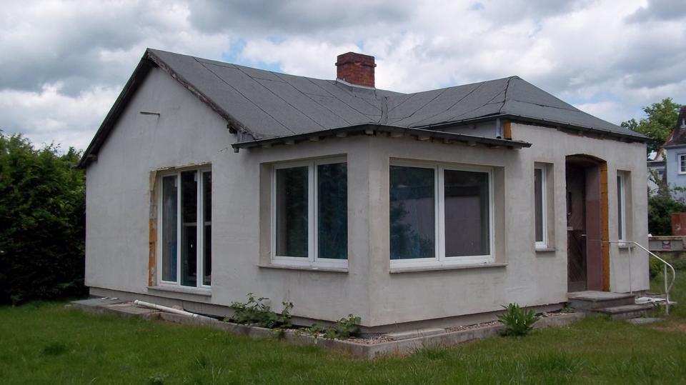 Zentrale ruh. Lg Bungalow 2,5 Zi zum fertigstellen. Gartengrundst 2.5 zimmer