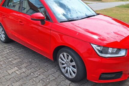 Audi A1 82.000 km 12.700 &euro; Maselheim 88437