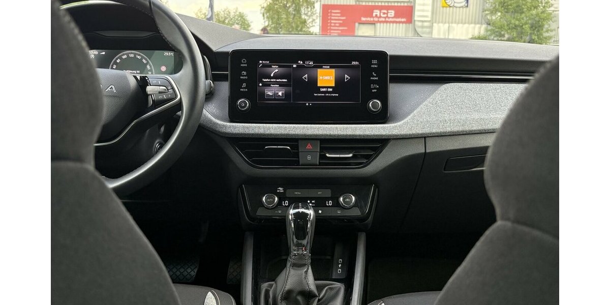 Skoda Kamiq Selection KAMERA/CARPLAY/DAB/DSG/KEYLESS 12.696 km 22.900 &euro; Villingen-Schwenningen 78054
