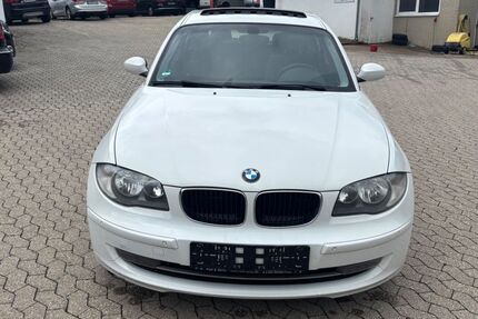 BMW 118 247.288 km 2.450 &euro; Müllenbach 53520