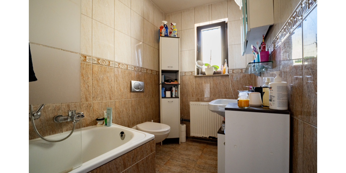 2 Häuser auf einem Grundstück in Bingen-Büdesheim 9 zimmer