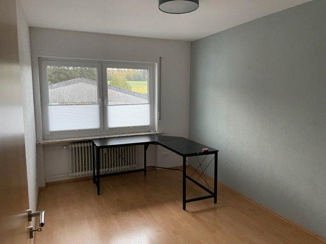 Etagenwohnung Dickenschied - 4 Zimmer, 144 m&sup2;, 890&euro; | Angebot:26680927