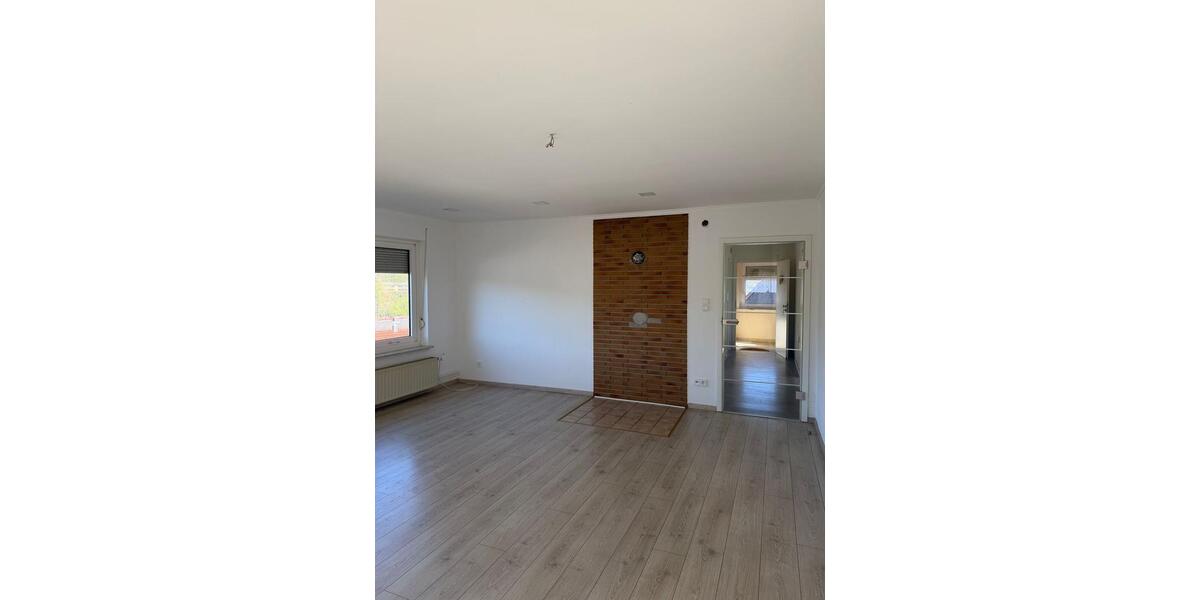 Etagenwohnung Waldkappel - 3 Zimmer, 81 m&sup2;, 550&euro; | Angebot:26391877