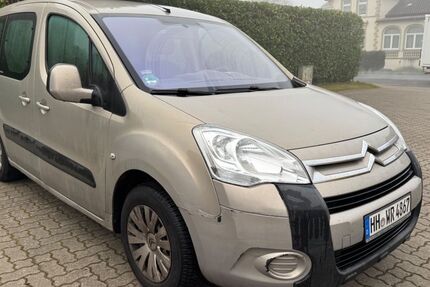 Citroen Berlingo 166.000 km 2.299 € Jork 21635