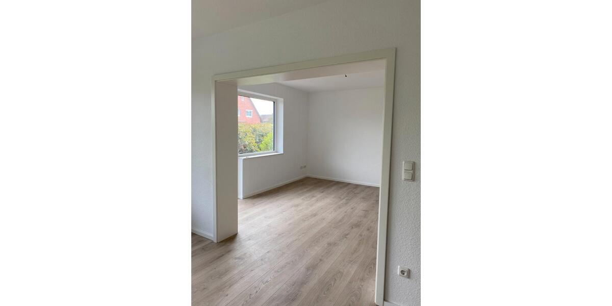 Einfamilienhaus Bergen - 5 Zimmer, 120 m&sup2;, 1.350&euro; | Angebot:26202206