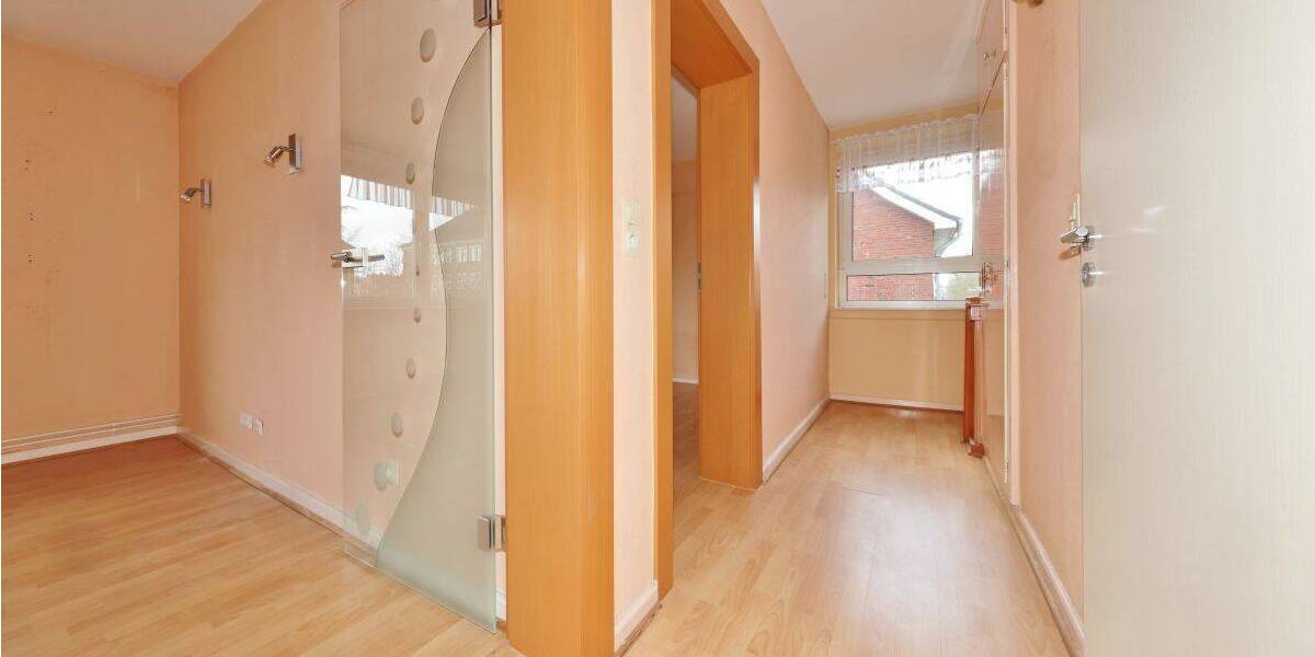 Doppelhaushälfte Wilhelmshaven Innenstadt - 5 Zimmer, 93 m&sup2;, 260.000&euro; | Angebot:26825657