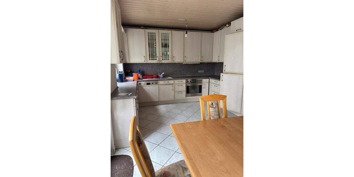 Etagenwohnung Unterkirnach - 5 Zimmer, 183 m&sup2;, 317.900&euro; | Angebot:25703715