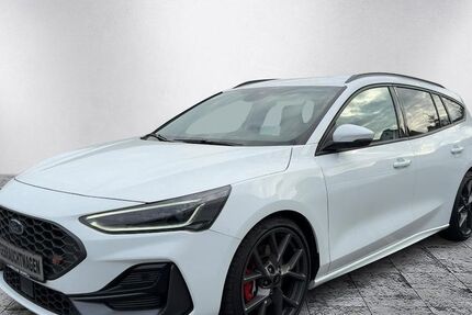 Ford Focus 12.000 km 34.980 &euro; Bergneustadt 51702