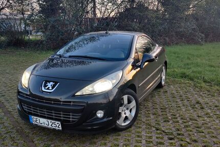 Peugeot 207 172.000 km 2.950 &euro; Kevelaer 47623