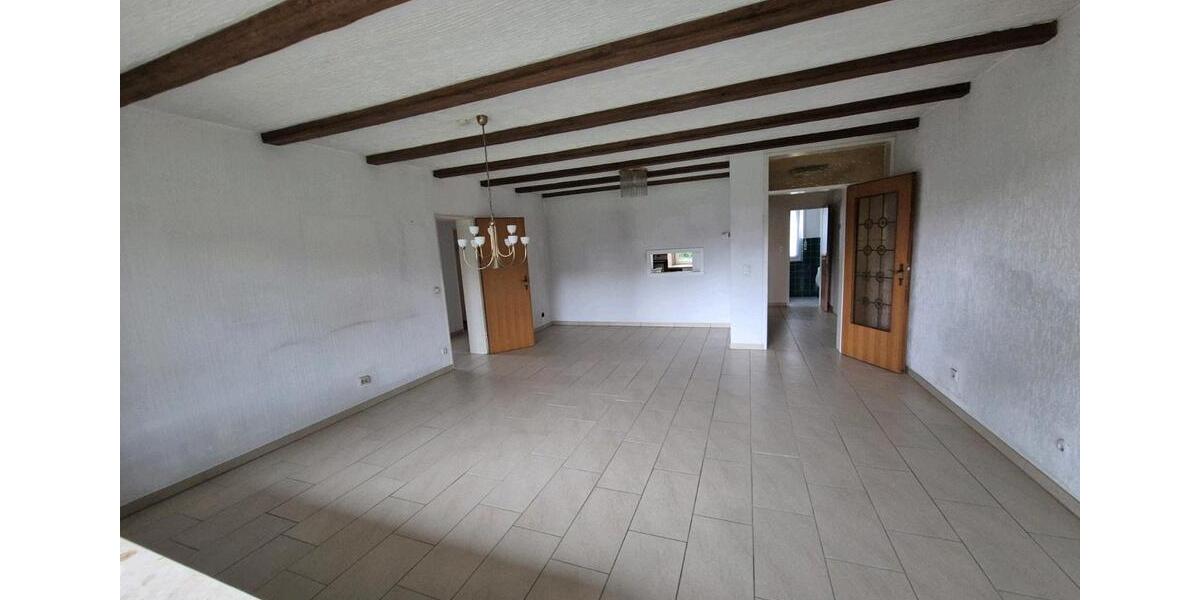 Erdgeschoßwohnung Bottrop Feldhausen - 4.5 Zimmer, 102 m&sup2;, 220.000&euro; | Angebot:26320561