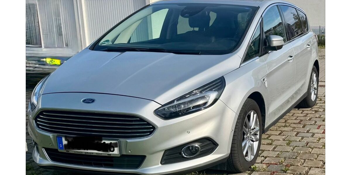 Ford S-Max 113.000 km 16.990 &euro; Feucht 90537