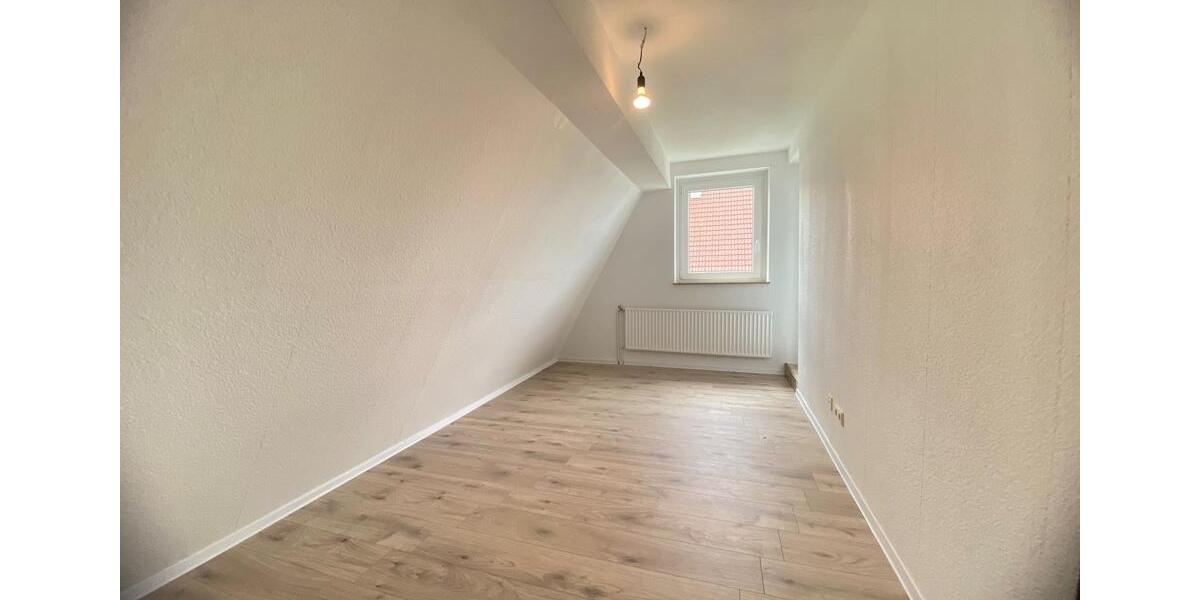 Etagenwohnung Bremen Huchting - 4 Zimmer, 114 m&sup2;, 1.250&euro; | Angebot:26676600