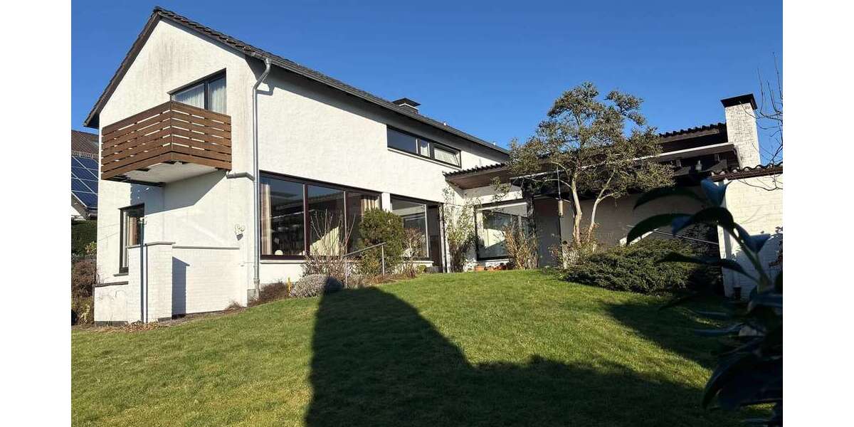 Einfamilienhaus Lemgo - 8 Zimmer, 160 m&sup2;, 419.000&euro; | Angebot:26902079