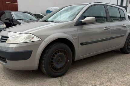 Renault Megane 124.000 km 1.999 &euro; Halle 06118