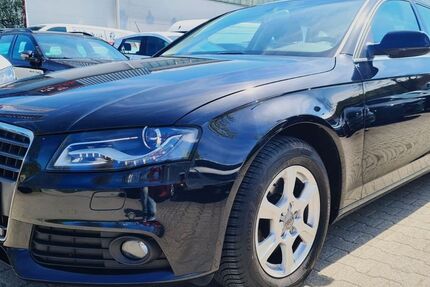 Audi A4 49.500 km 10.900 € Ebersbach an der Fils. 73061