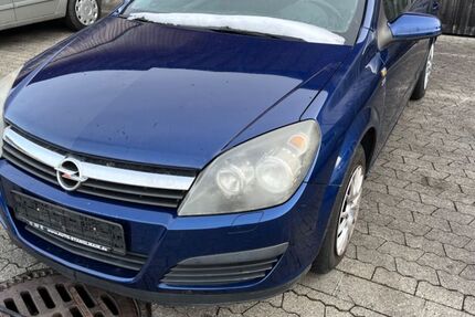 Opel Astra 106.377 km 590 &euro; Murnau 82418