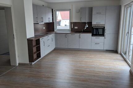 Wohnung Amberg - 2 Zimmer, 66 m&sup2;, 775&euro; | Angebot:26670236