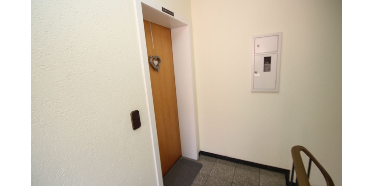 Mit 3D: Mehrfamilienhaus 4 Einheiten (2 Wg. frei) + 4 Garagen – Potenzial bis ca. 40.000 EUR p.a. - Mehrfamilienhaus, Wohnhaus Brühl | Angebot:26001821