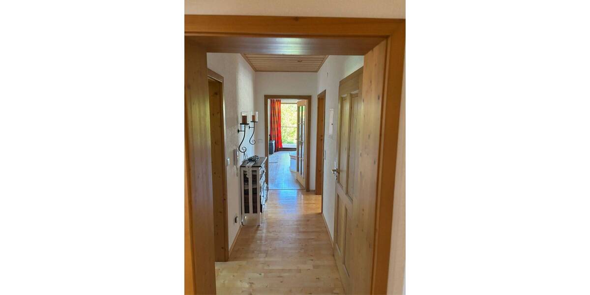 Mehrfamilienhaus, Wohnhaus Adelsdorf - 7 Zimmer, 176 m&sup2;, 611.000&euro; | Angebot:26807099