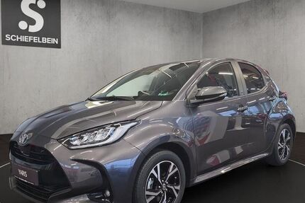 Toyota Yaris 2.500 km 25.180 &euro; Hoyerswerda 02977
