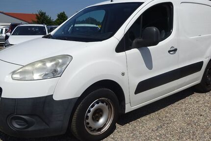 Peugeot Partner 207.839 km 2.100 € Dresden 01219