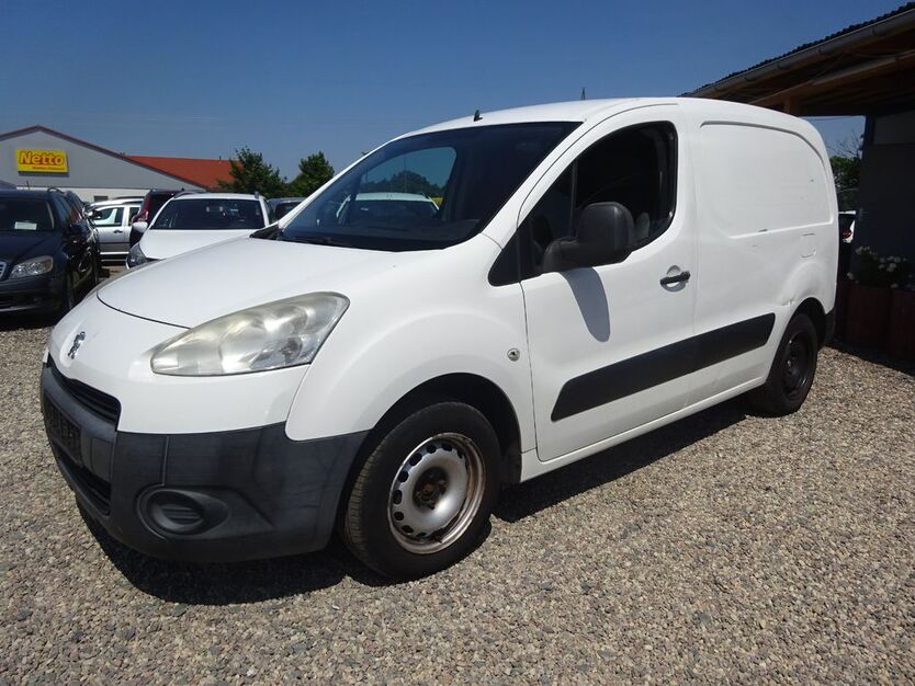 Peugeot Partner 207.839 km 2.100 € Dresden 01219