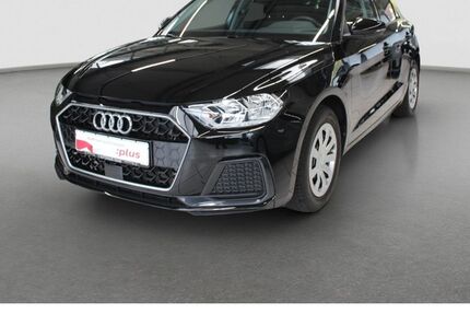 Audi A1 9.400 km 22.900 &euro; Haag bei München 83527