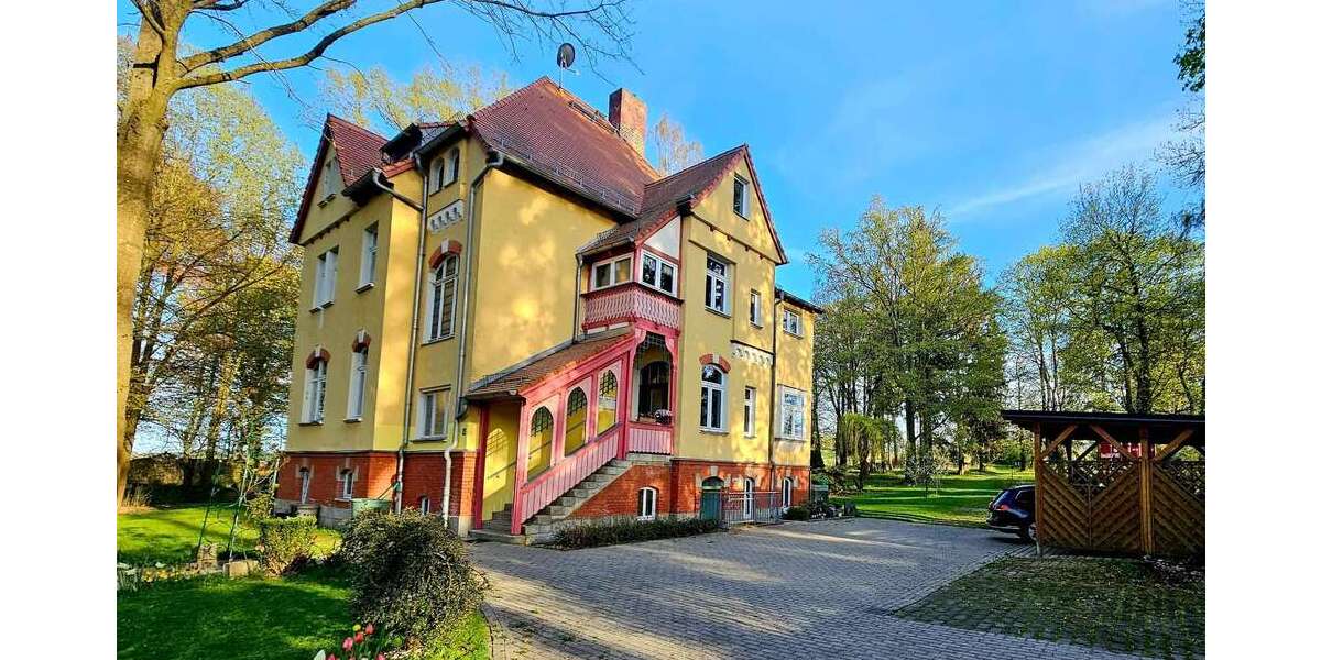 Einfamilienhaus Pausa-Mühltroff Mühltroff - 9 Zimmer, 320 m&sup2;, 675.000&euro; | Angebot:26876147