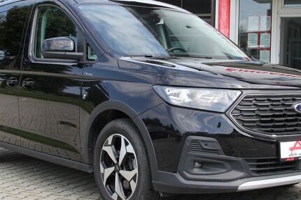 Ford Grand Tourneo
