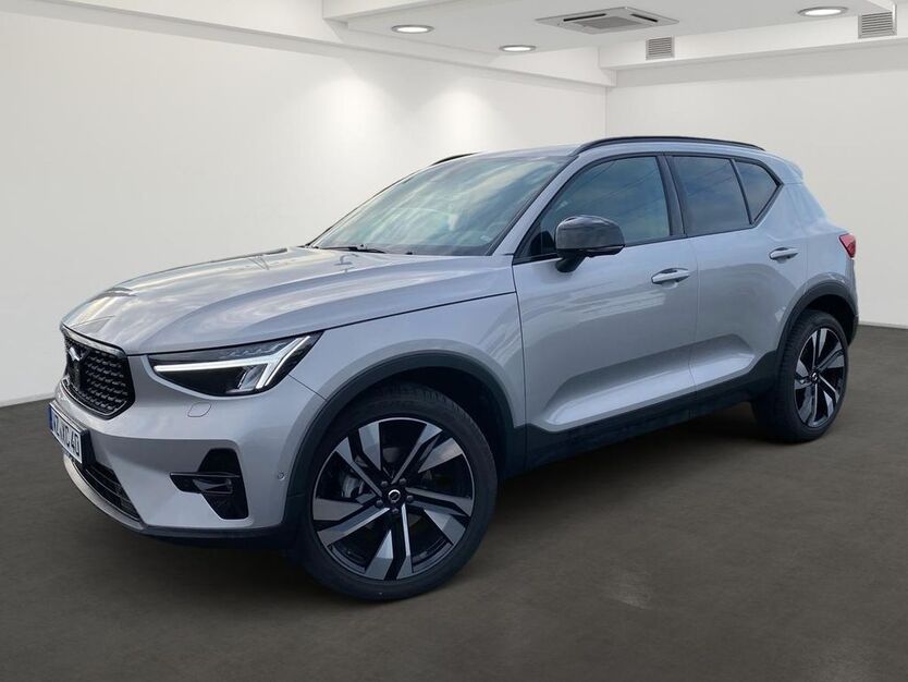 Volvo XC40 4.900 km 33.690 € Dillenburg 35684