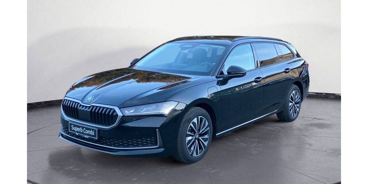 Skoda Superb 6.999 km 44.480 &euro; Balingen 72336