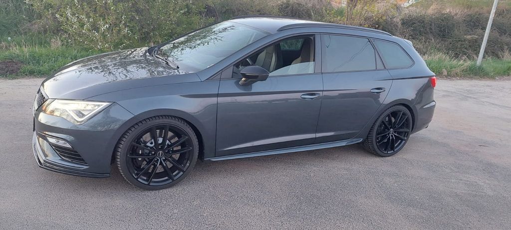 Seat Leon 84.500 km 24.200 &euro; Fredersdorf-Vogelsdorf 15370
