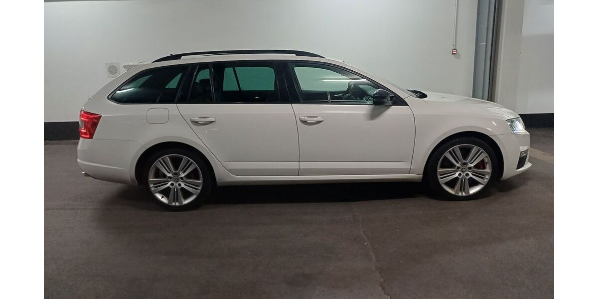 Skoda Octavia 225.000 km 9.200 &euro; Esslingen am Neckar 73733
