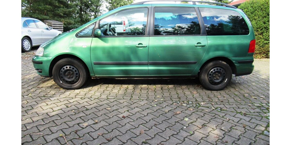VW Sharan 295.000 km 1.750 € Gröbern bei Meissen 01689
