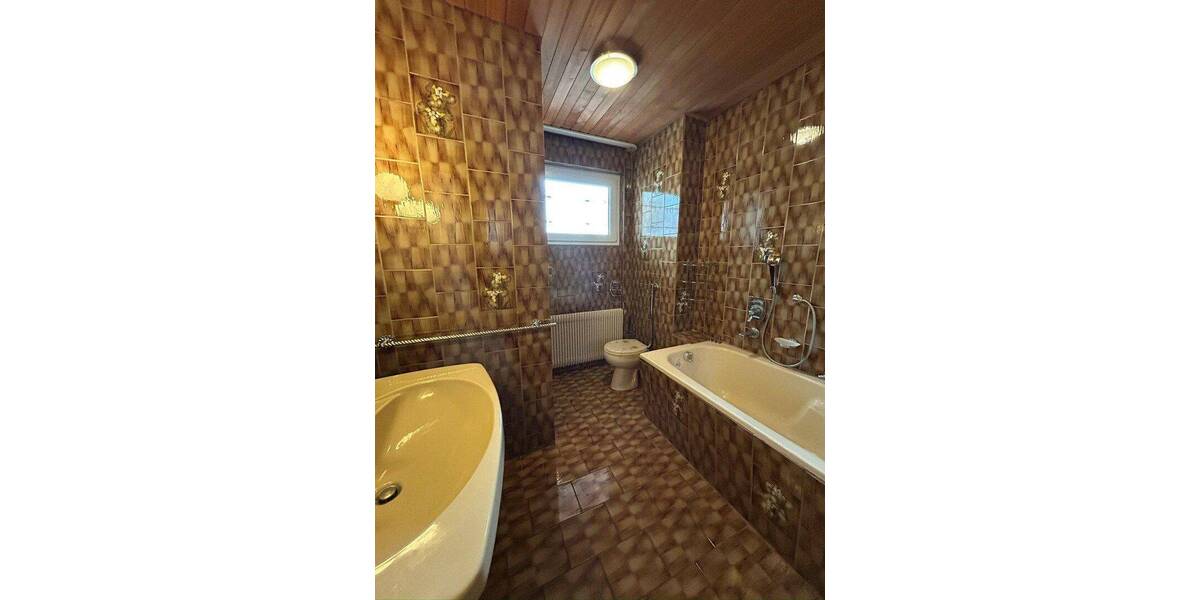 Etagenwohnung Villingen-Schwenningen Schwenningen - 3 Zimmer, 109 m&sup2;, 890&euro; | Angebot:26876792